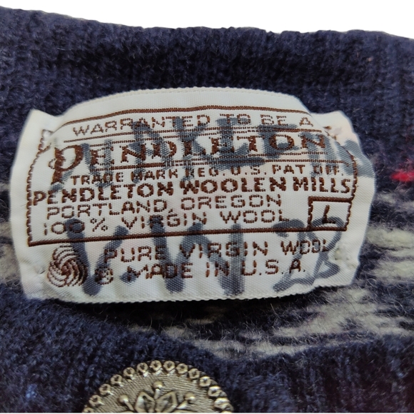 Pendleton Fair Isle Snowflake Virgin Wool Cardigan USA Made‎ Shrunken Sweater ** - Picture 3 of 12